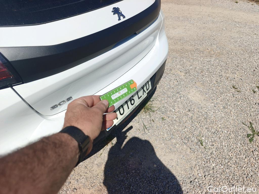  Peugeot  208 PEUGEOT  / 2019 / 5P / berlina con portón PureTech 55kW (75CV) Like #10