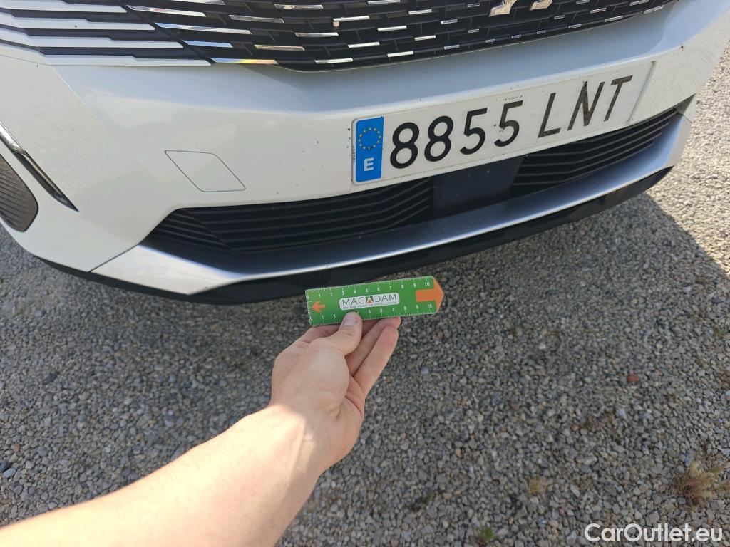 Peugeot  3008 PEUGEOT  / 2020 / 5P / todoterreno 1.5 BlueHDi 96kW (130CV) S&S Allure Pack #41