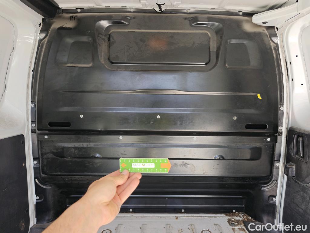  Citroen  Jumpy CITROEN  / 2016 / 4P / furgón Furgón Talla M BlueHDi 100 S&S 6v #82
