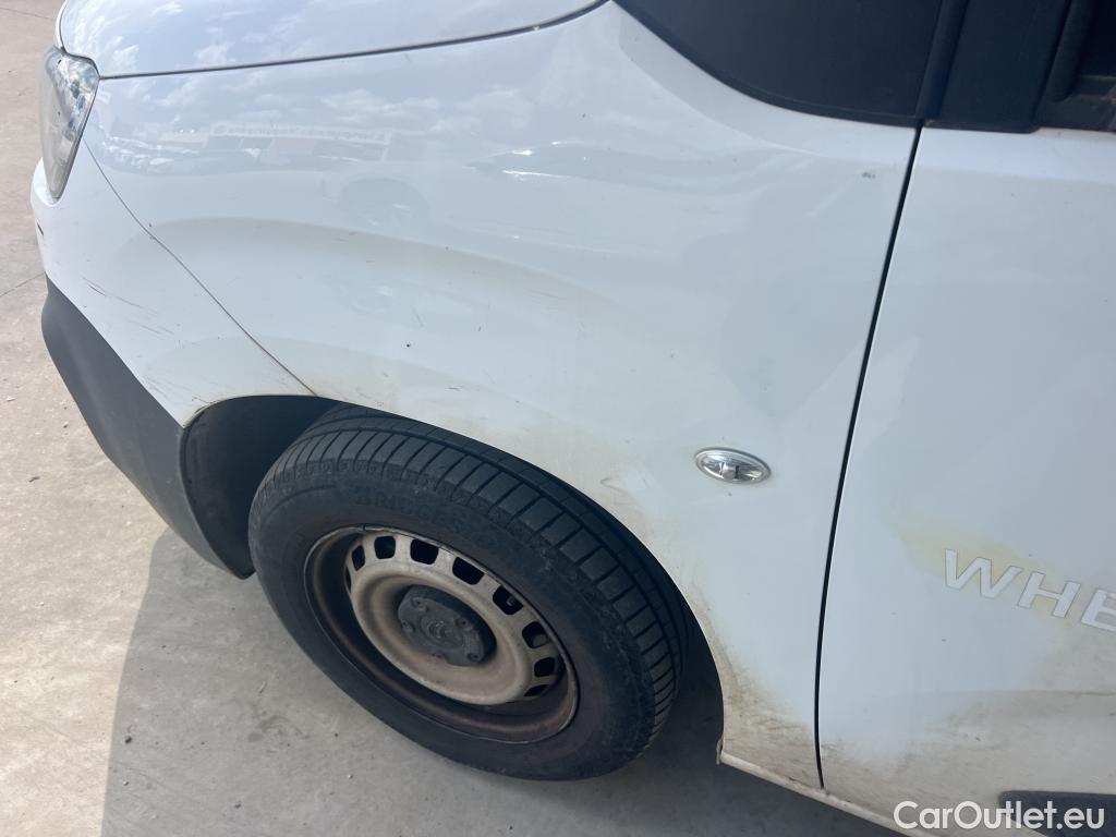  Citroen  Berlingo CITROEN  / 2018 / 3P / furgón derivado de turismo Talla M BlueHDi 100 CONTROL #29