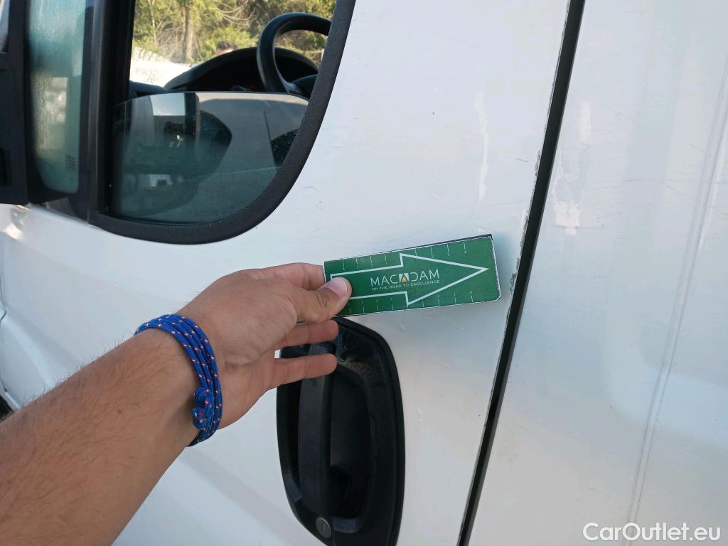  Citroen  Jumper CITROEN  / 2014 / 4P / furgón BlueHDi 96KW (130CV) Furgón 33L2H1 #15