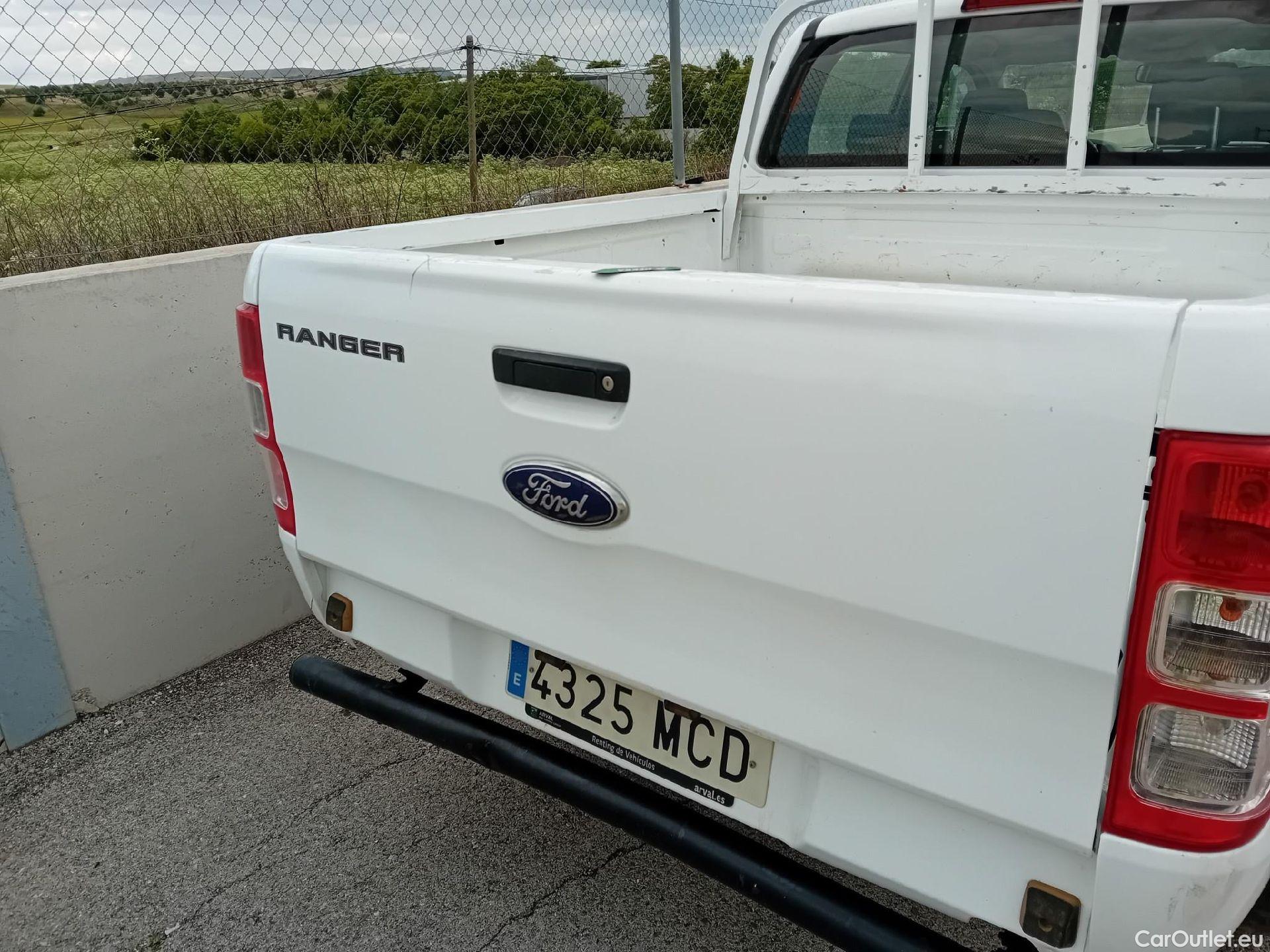  Ford  Ranger FORD  pickup doble cabina 2.0 Ecoblue 170 CV 4x4 Doble Cab. XL S/S #23