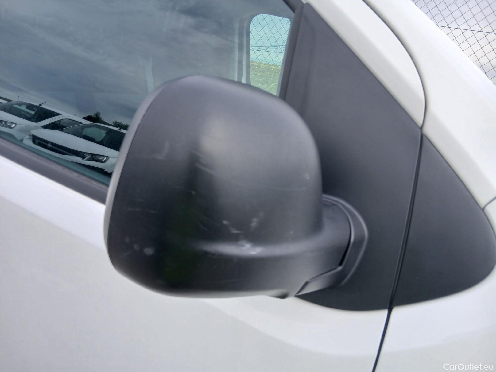  Opel  Vivaro OPEL  1.5 Diésel 100 CV M Std Express (AC) #33