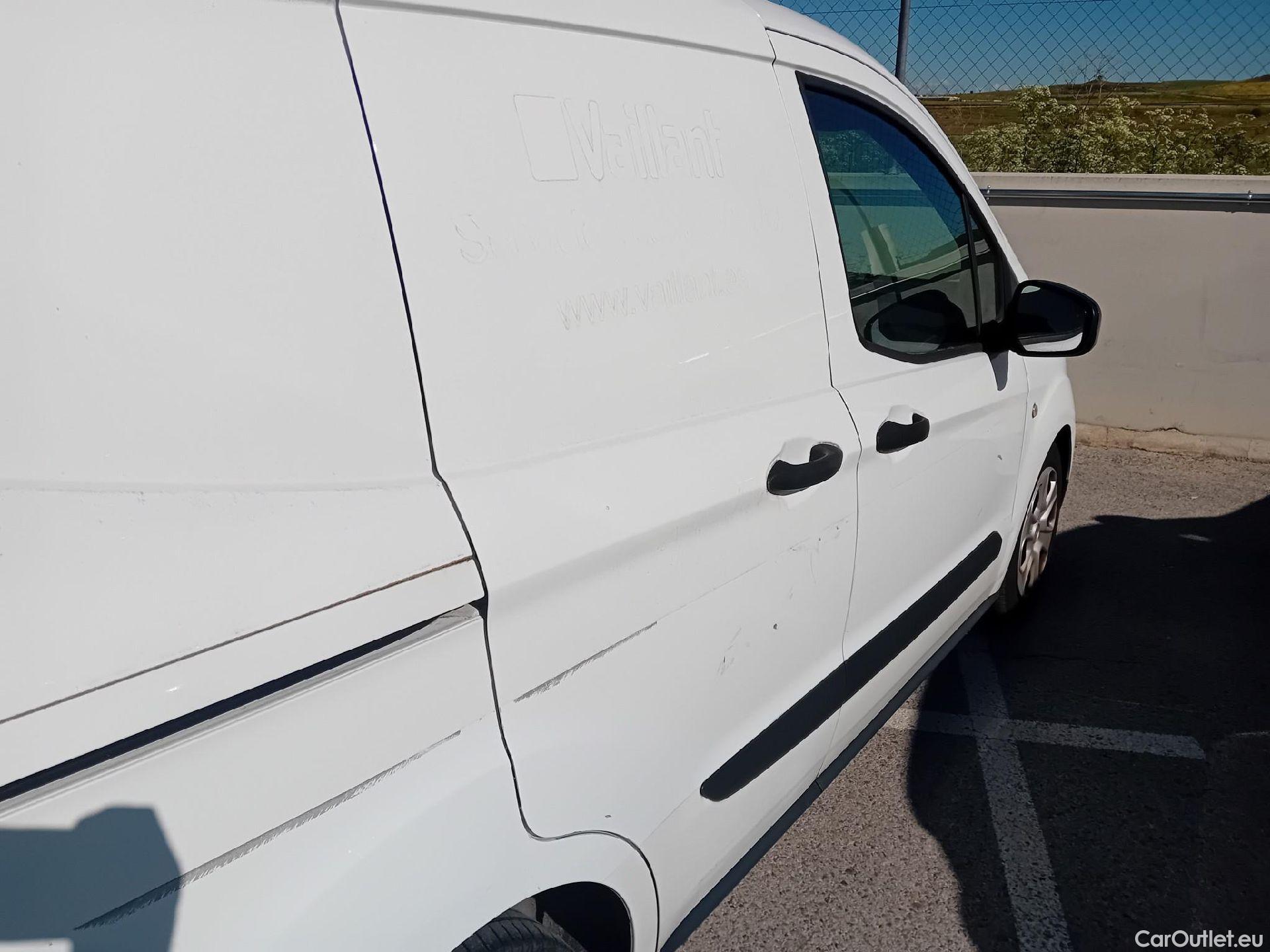  Ford  Transit FORD  Courier/2014/4P/furgón der.turis Van 1.5 TDCi 56kW Trend #13