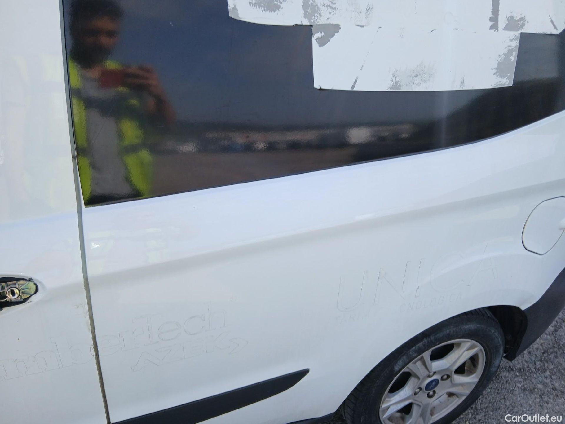  Ford  Transit FORD  Courier/2014/4P/furgón der.turis Van 1.0 EcoBoost 75kW Trend #18