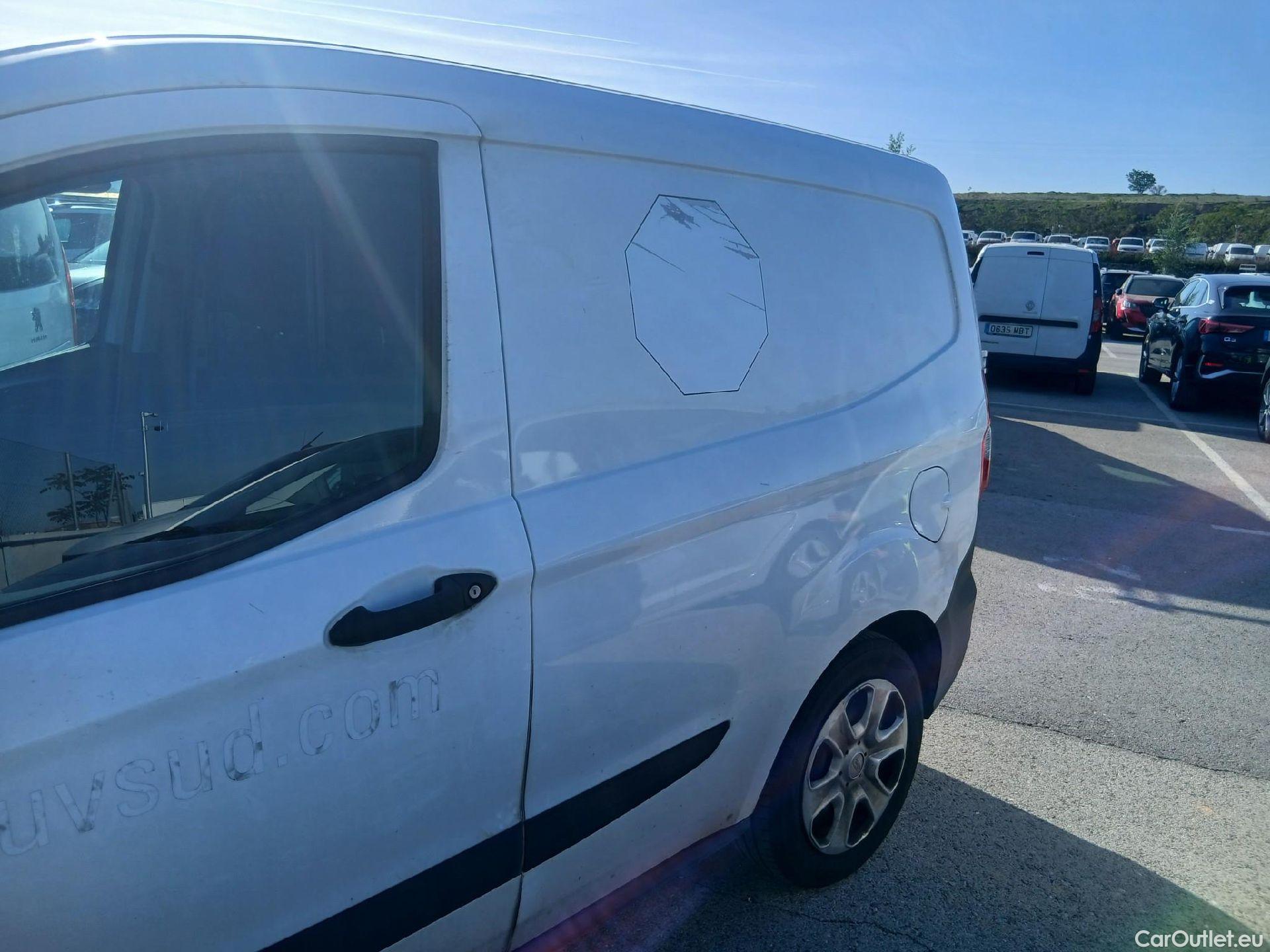  Ford  Transit  Courier Trend 1.5 TDCi 100CV MT6 E6d #8
