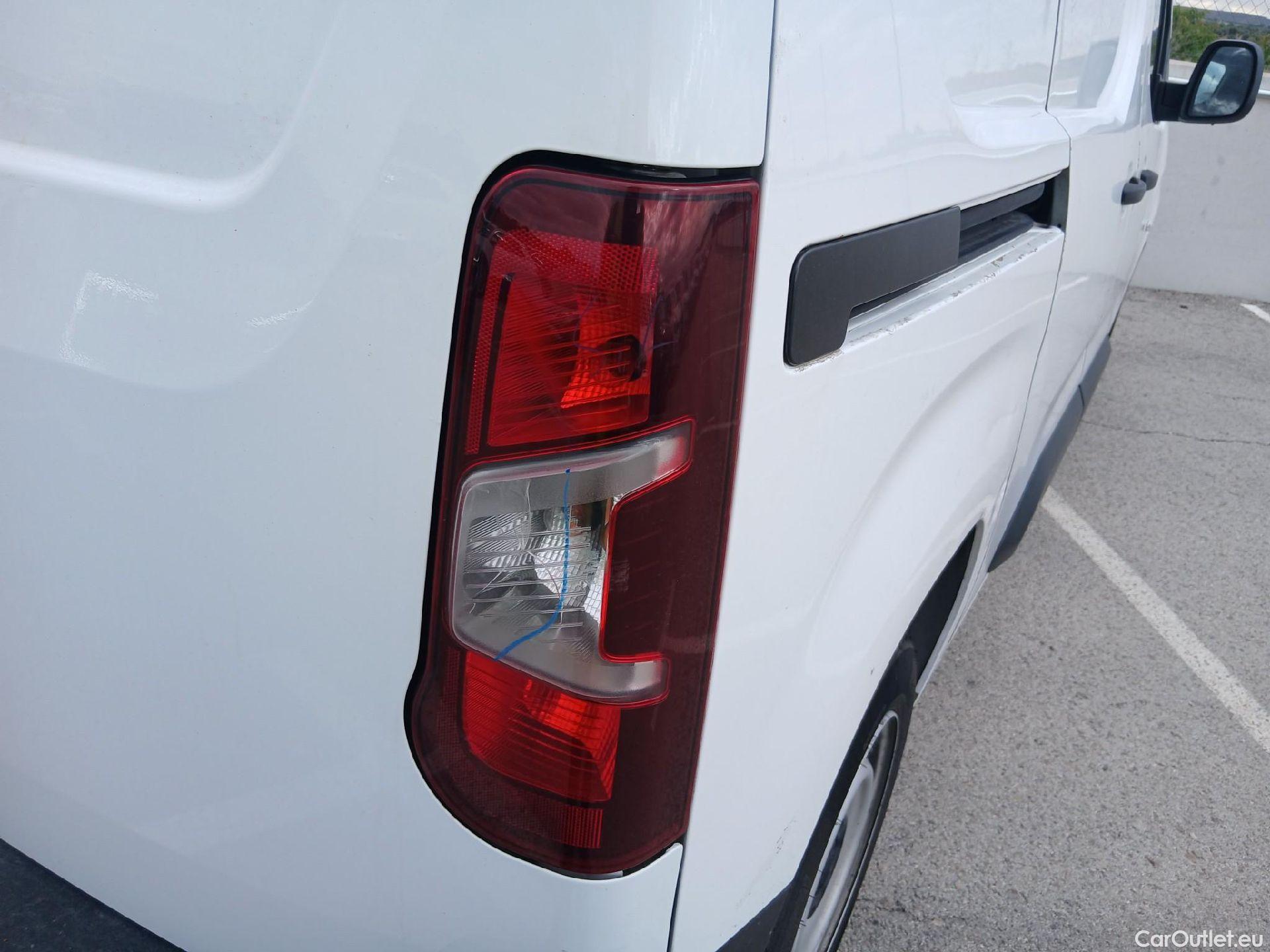  Opel  Combo OPEL  / 2018 / 4P / furgón derivado de turismo 1.5 TD 75kW (100CV) Select L H1 650kg #33