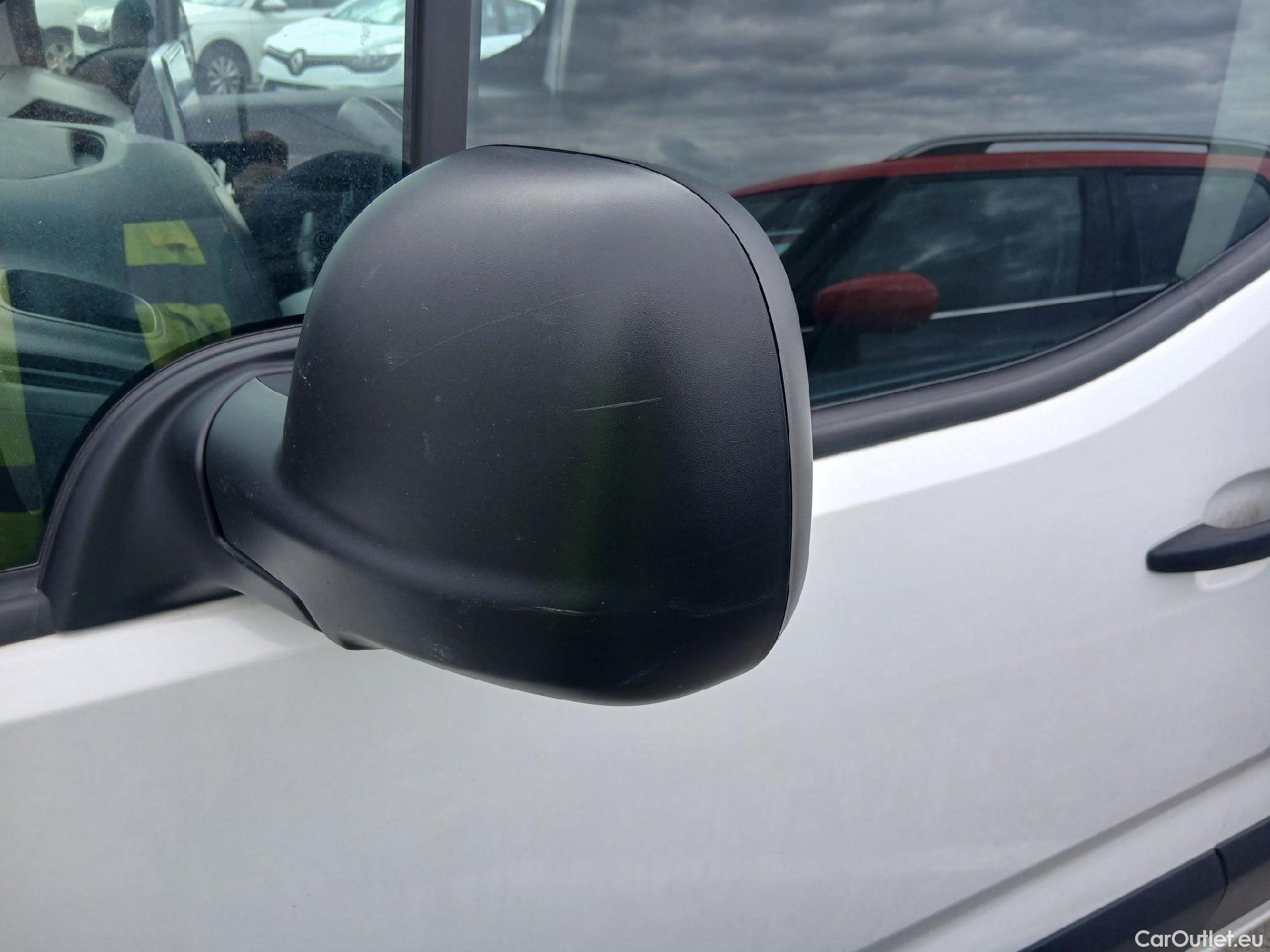  Opel  Combo OPEL  / 2018 / 4P / furgón derivado de turismo 1.5 TD 75kW (100CV) Select L H1 650kg #22