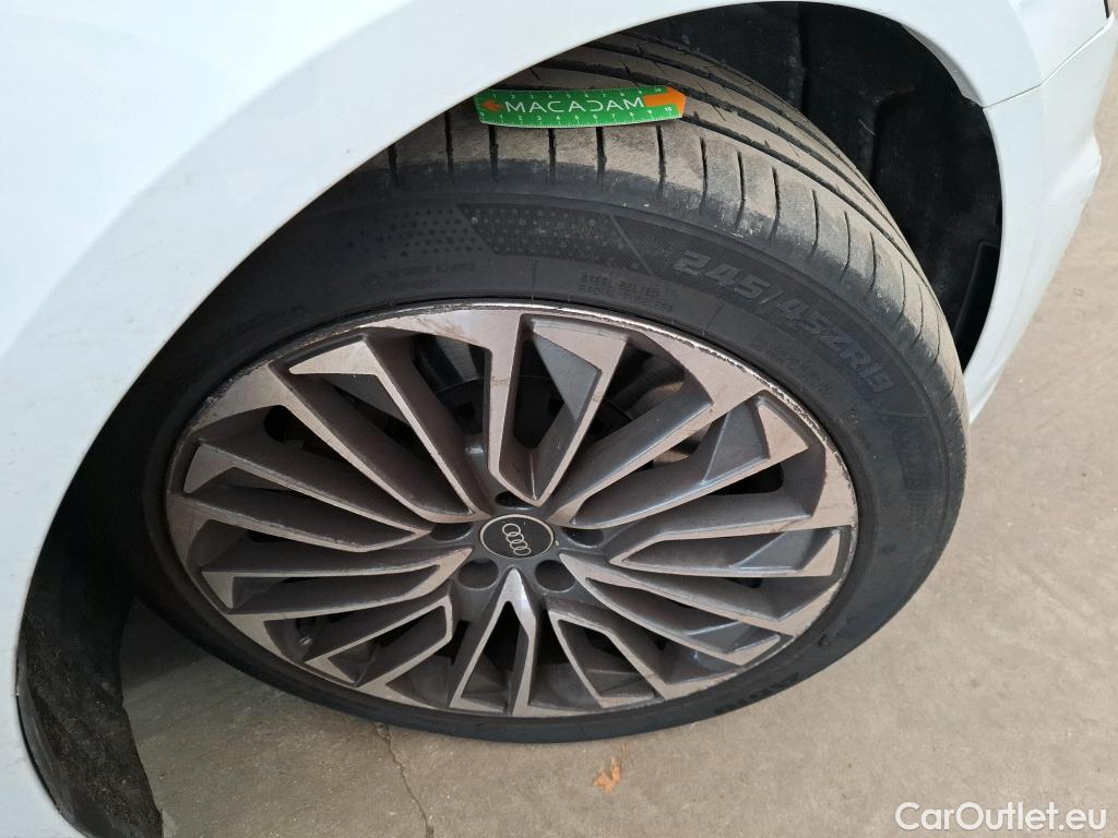  Audi  A6 AUDI  Avant / 2018 / 5P / Break 55 TFSI e quattro S tronic 7 Compétition #90