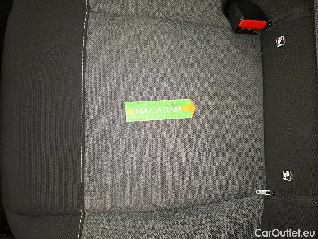  Citroen  C4  Berline Feel 1.2 PureTech 130CV BVA8 6E #41