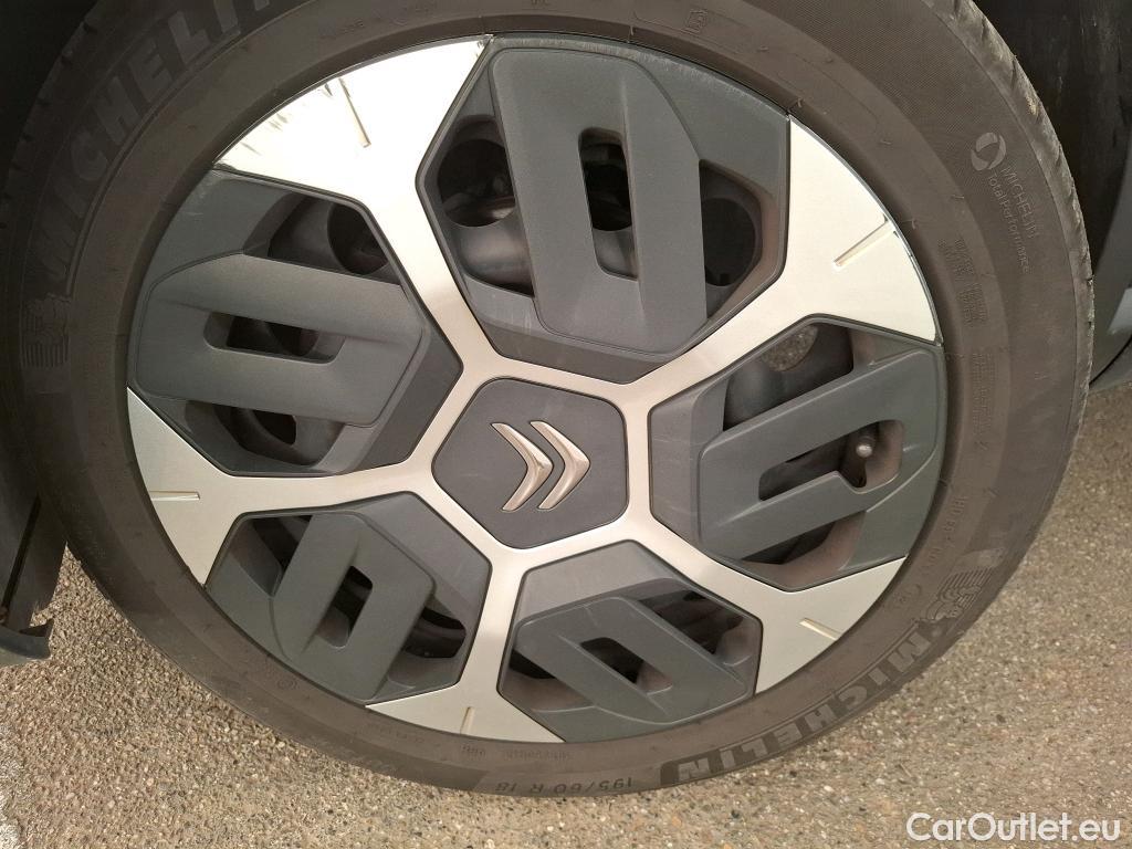  Citroen  C4  Berline Feel 1.2 PureTech 130CV BVA8 6E #45