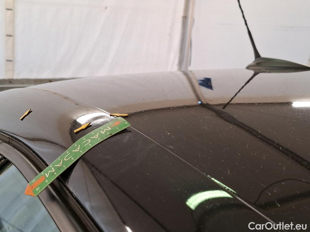  Citroen  C4  Berline Feel 1.2 PureTech 130CV BVA8 6E #67