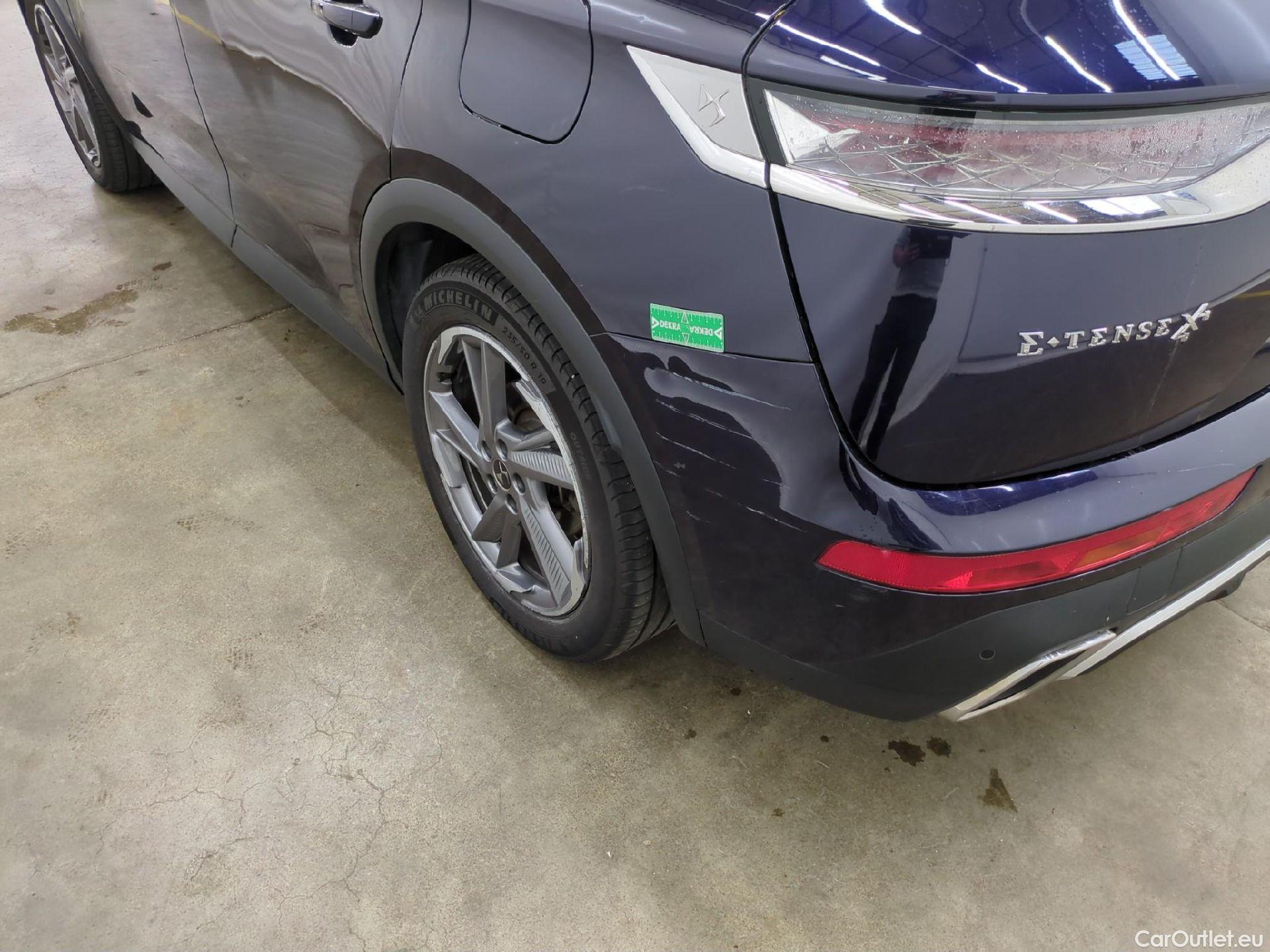  DS  DS7 DS DS 7 Crossback / 2017 / 5P / SUV E-TENSE 4x4 300 So Chic #42
