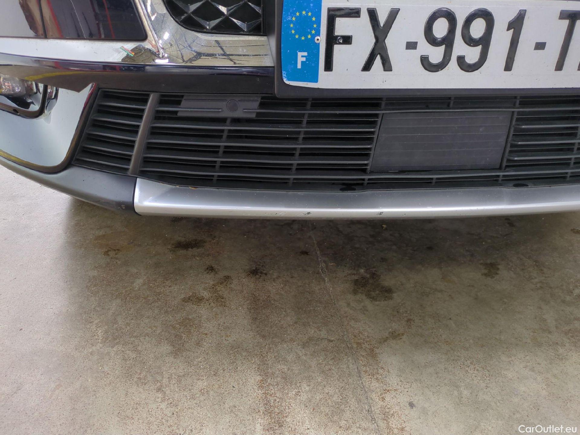  DS  DS7 DS DS 7 Crossback / 2017 / 5P / SUV E-TENSE 4x4 300 So Chic #28