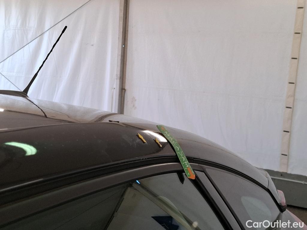  Citroen  C4  Berline Feel 1.2 PureTech 130CV BVA8 6E #35