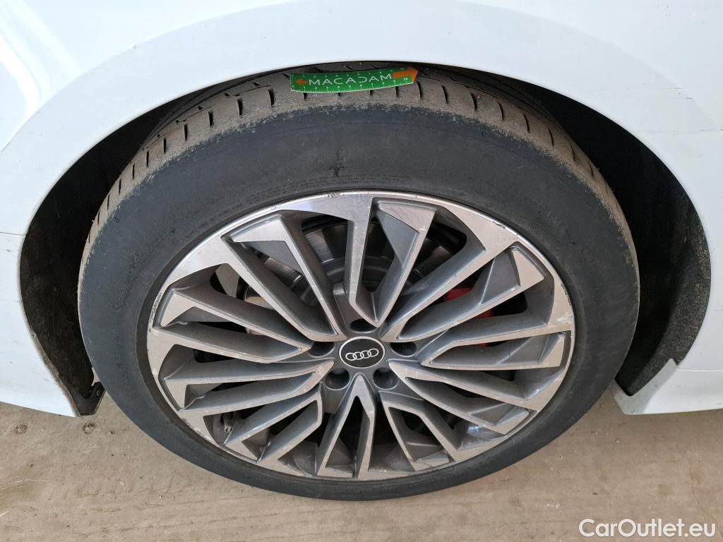  Audi  A6 AUDI  Avant / 2018 / 5P / Break 55 TFSI e quattro S tronic 7 Compétition #67