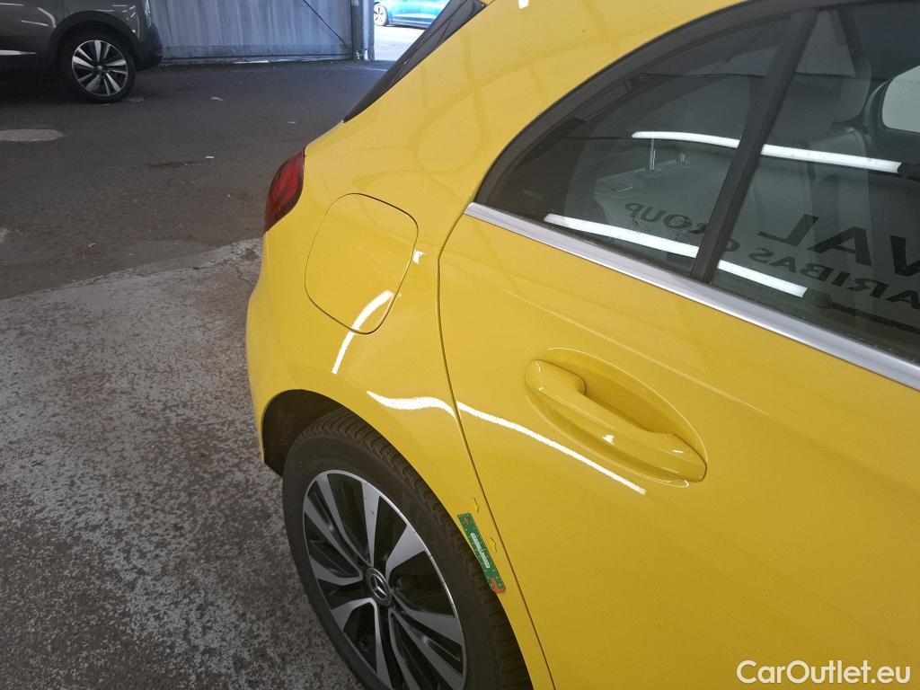  Mercedes  A-Klasse MERCEDES-BENZ Classe A Compact / 2018 / 5P / Berline A 250 e Business Line 8G-DCT #16