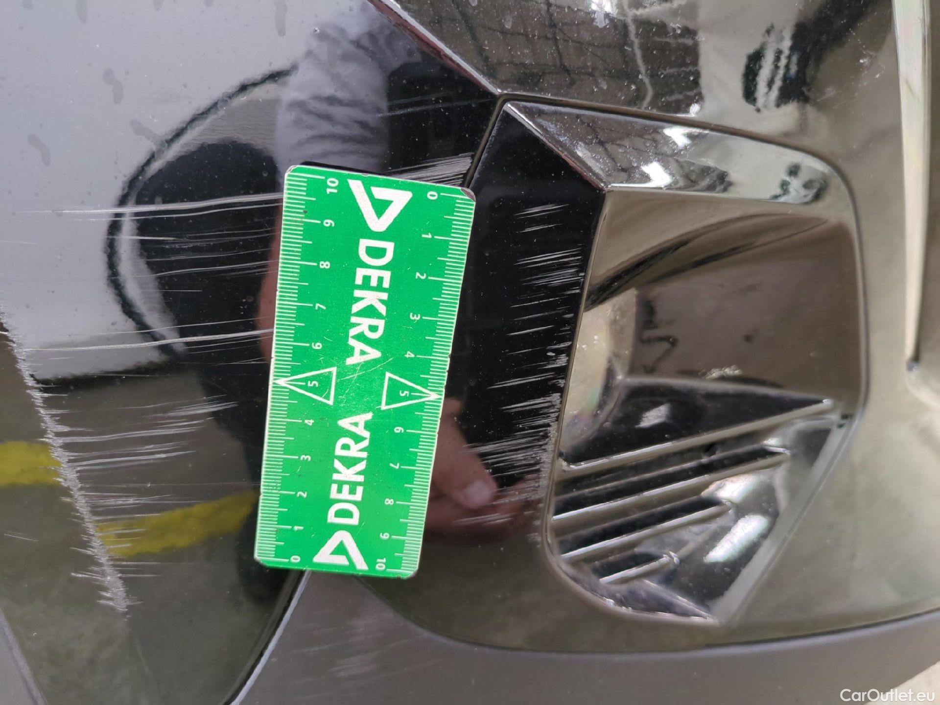  Peugeot  2008  Allure Pack 1.2 PureTech 130CV BVM6 E6d #40