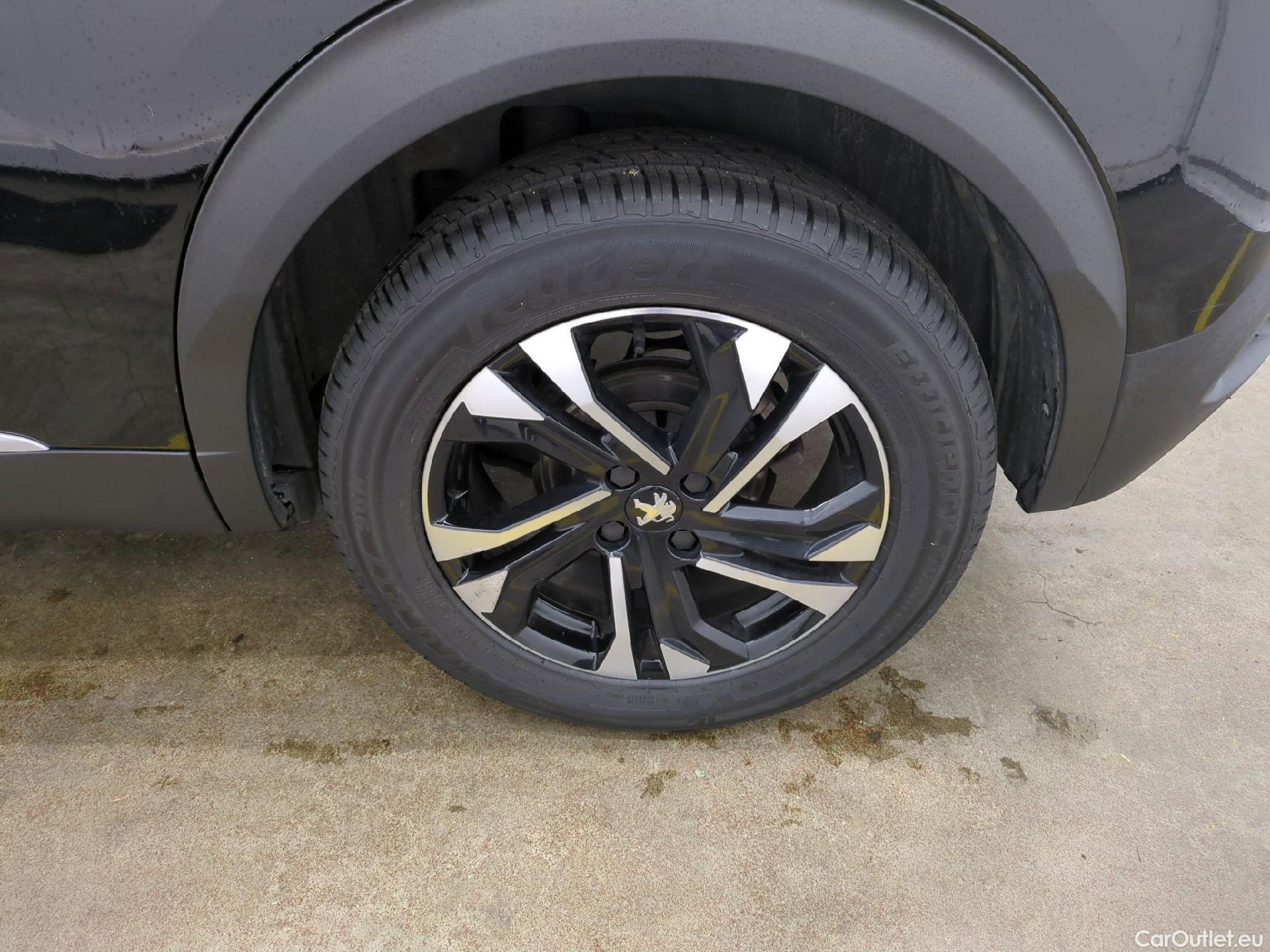  Peugeot  2008  Allure Business 1.5 HDi 130CV BVA8 E6d #11