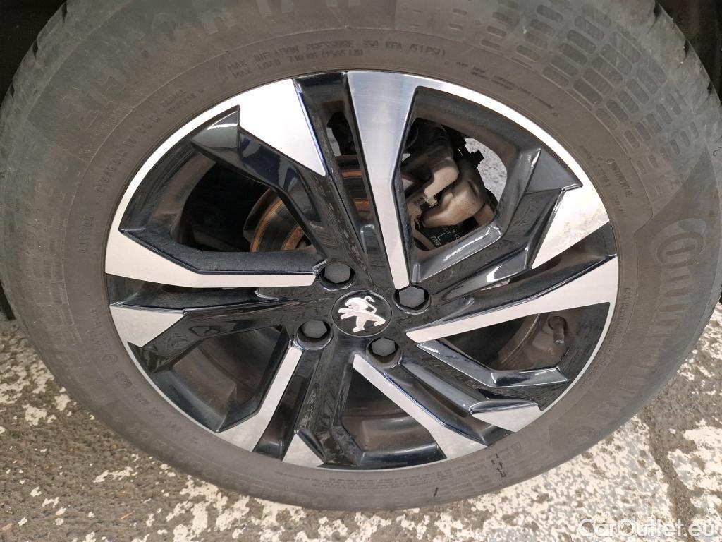  Peugeot  2008  Allure Business 1.5 HDi 130CV BVA8 E6d #20