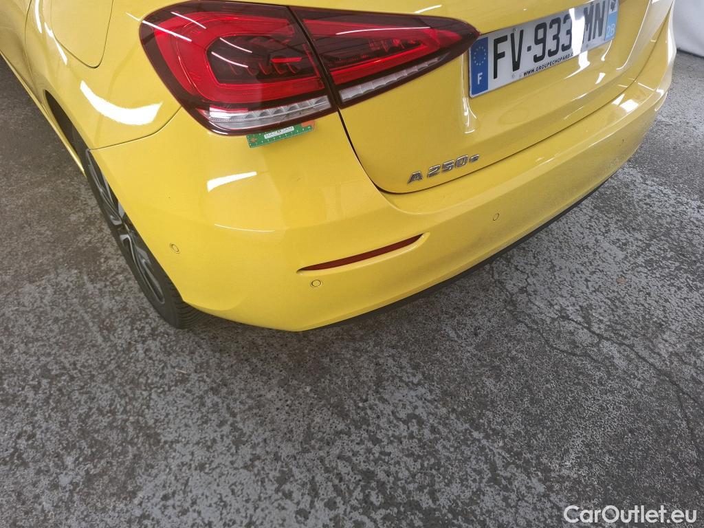  Mercedes  A-Klasse MERCEDES-BENZ Classe A Compact / 2018 / 5P / Berline A 250 e Business Line 8G-DCT #1