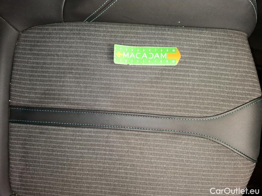  Peugeot  3008  Allure Pack 1.5 HDi 130CV BVM6 E6d #119