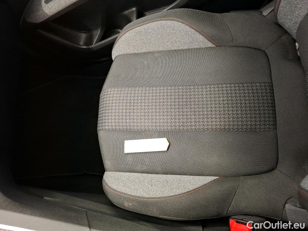  Peugeot  3008  II Active Pack 1.5 HDi 130CV BVM6 E6d #32