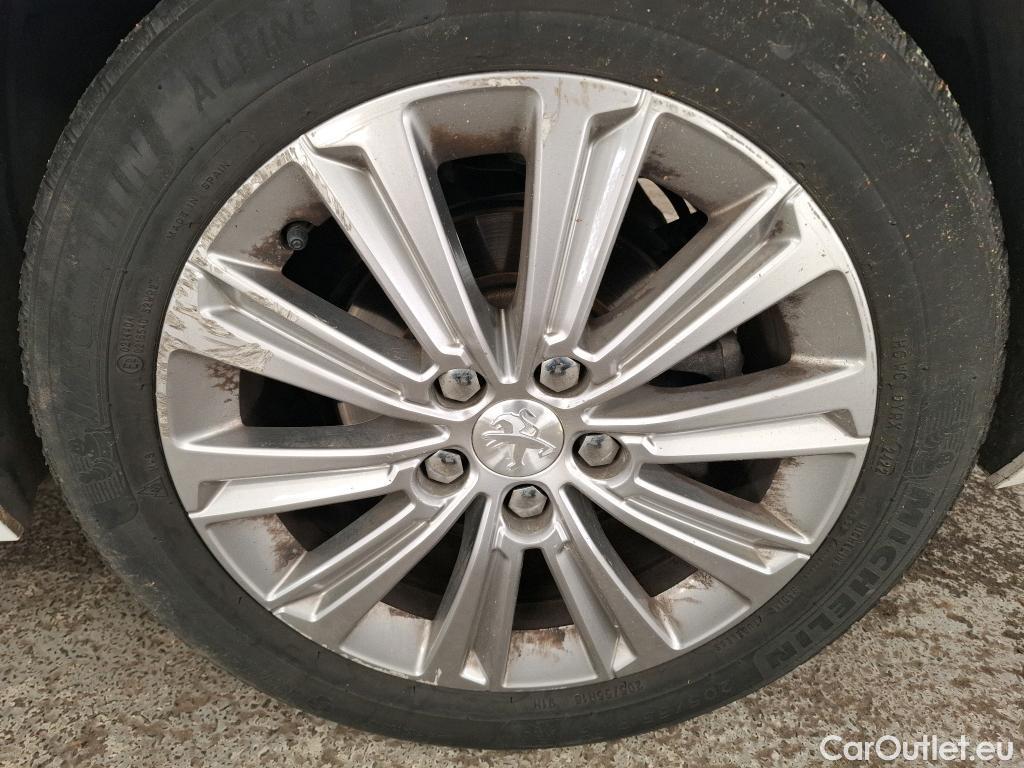  Peugeot  308  Allure 1.2 PureTech 130CV BVA8 E6d #17
