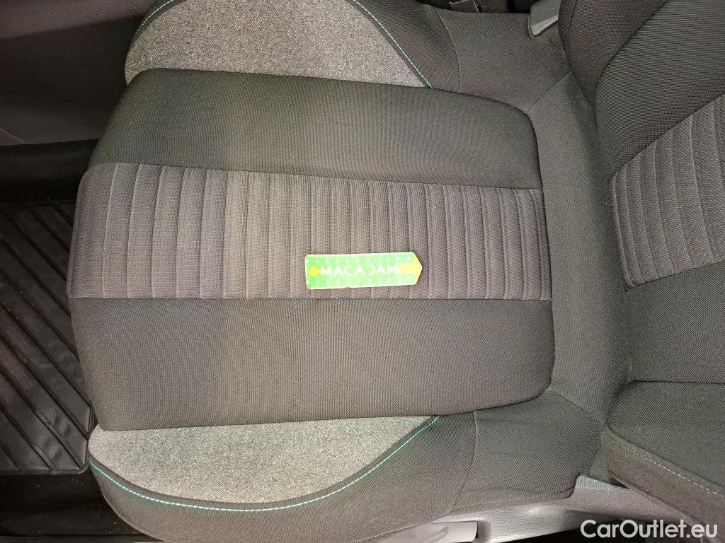  Peugeot  5008  Active Pack 1.5 HDi 130CV BVA8 7 Sieges E6d #37