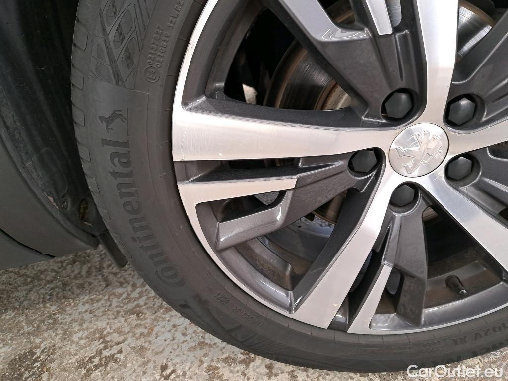  Peugeot  5008  Allure 1.5 HDi 130CV BVA8 7 Sieges E6d #64