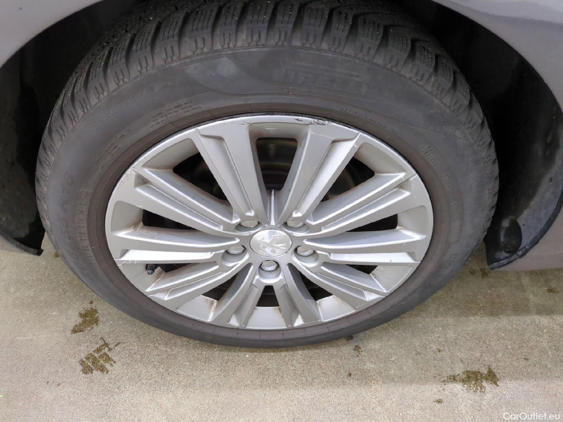  Peugeot  308  SW Allure 1.2 PureTech 130CV BVA8 E6d #28