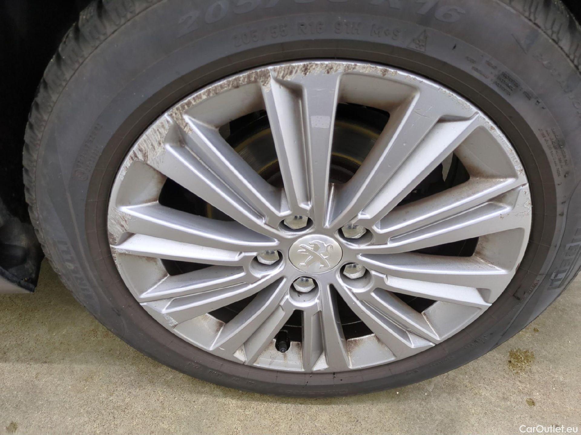  Peugeot  308  SW Allure 1.2 PureTech 130CV BVA8 E6d #24