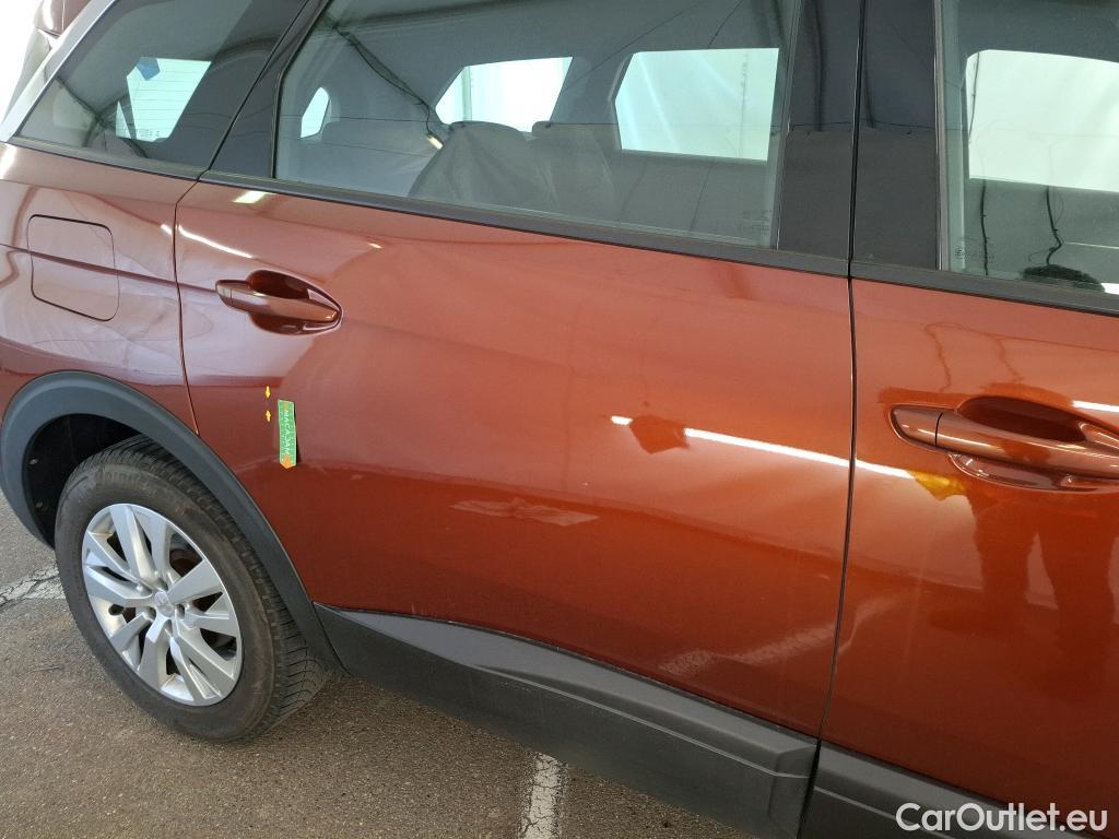  Peugeot  5008  Active Pack 1.5 HDi 130CV BVA8 7 Sieges E6d #46
