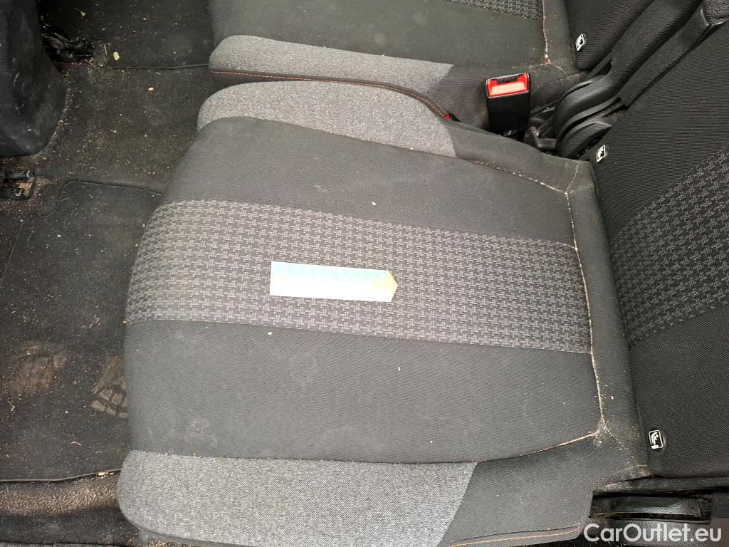  Peugeot  5008  Active Pack 1.2 PureTech 130CV BVM6 7 Sieges E6d #67