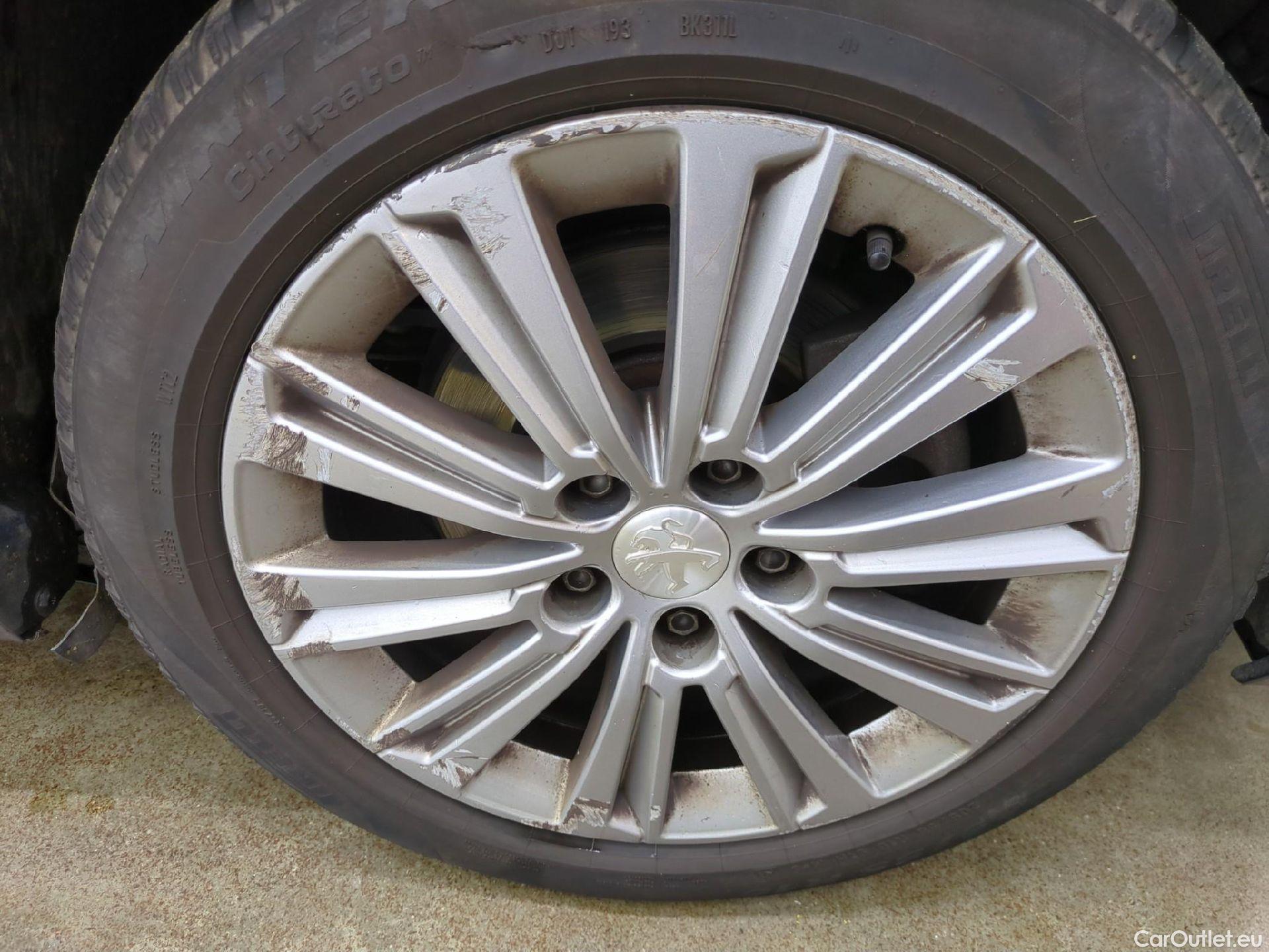  Peugeot  308  SW Allure 1.2 PureTech 130CV BVA8 E6d #9