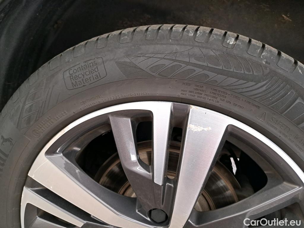  Peugeot  5008  Allure 1.5 HDi 130CV BVA8 7 Sieges E6d #60