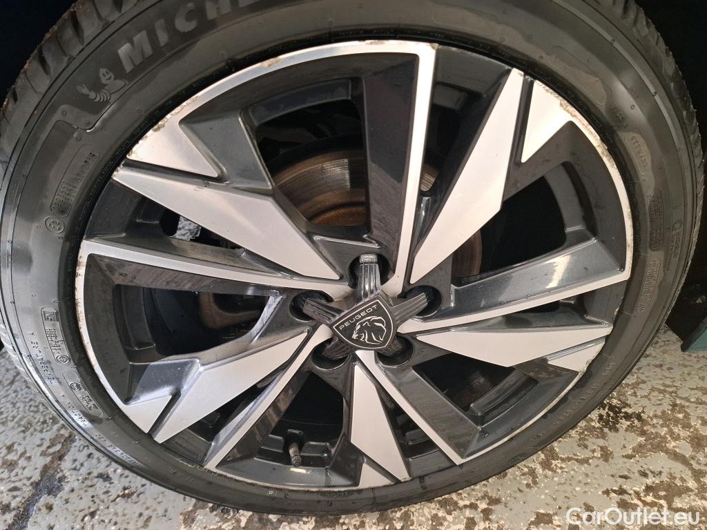  Peugeot  308 PEUGEOT  SW / 2021 / 5P / Break PureTech 130 S&S EAT 8 ALLURE #31