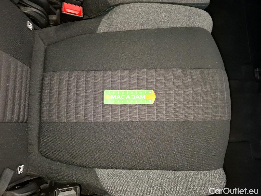  Peugeot  5008  Active Pack 1.5 HDi 130CV BVA8 7 Sieges E6d #35