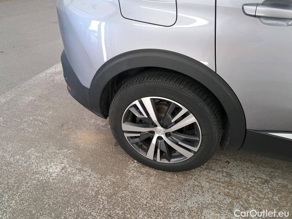  Peugeot  5008  Allure Pack 1.5 HDi 130CV BVA8 7 Sieges E6d #35
