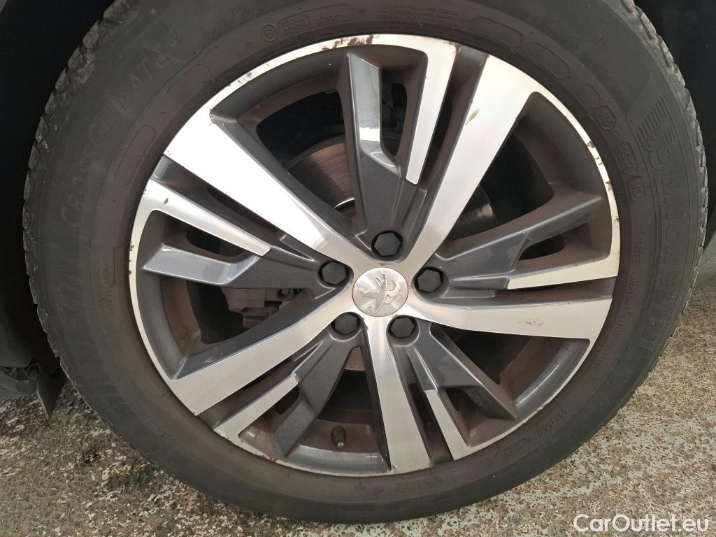  Peugeot  5008  Allure Pack 1.2 PureTech 130CV BVA8 7 Sieges E6d #42