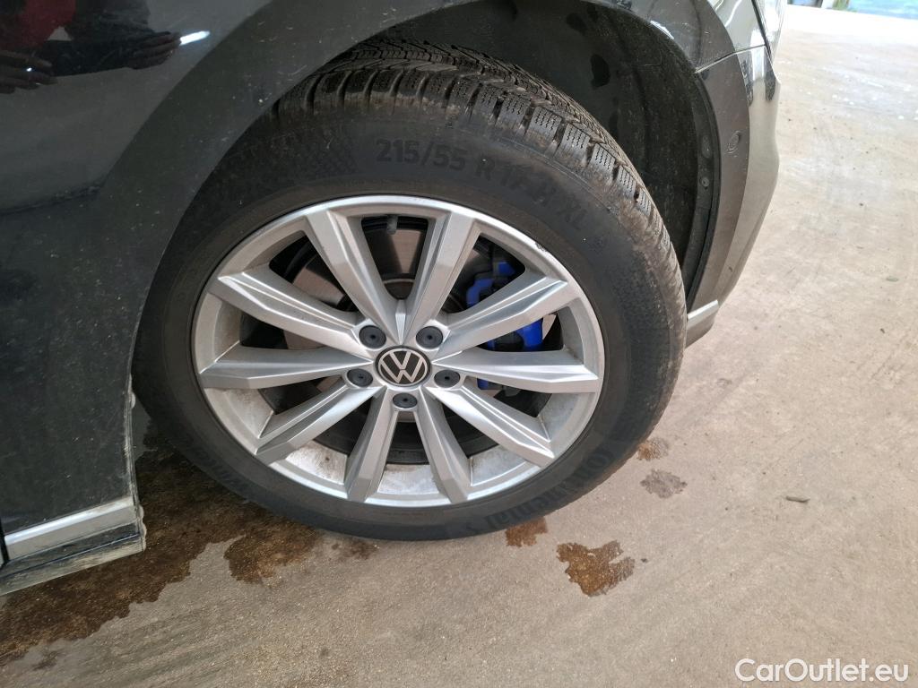  Volkswagen  Passat VOLKSWAGEN  SW / 2019 / 5P / Break 1.4 TSI DSG HYBRIDE RECHARGEABLE SW GTE #15