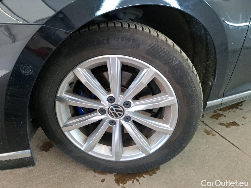  Volkswagen  Passat VOLKSWAGEN  SW / 2019 / 5P / Break 1.4 TSI DSG HYBRIDE RECHARGEABLE SW GTE #12