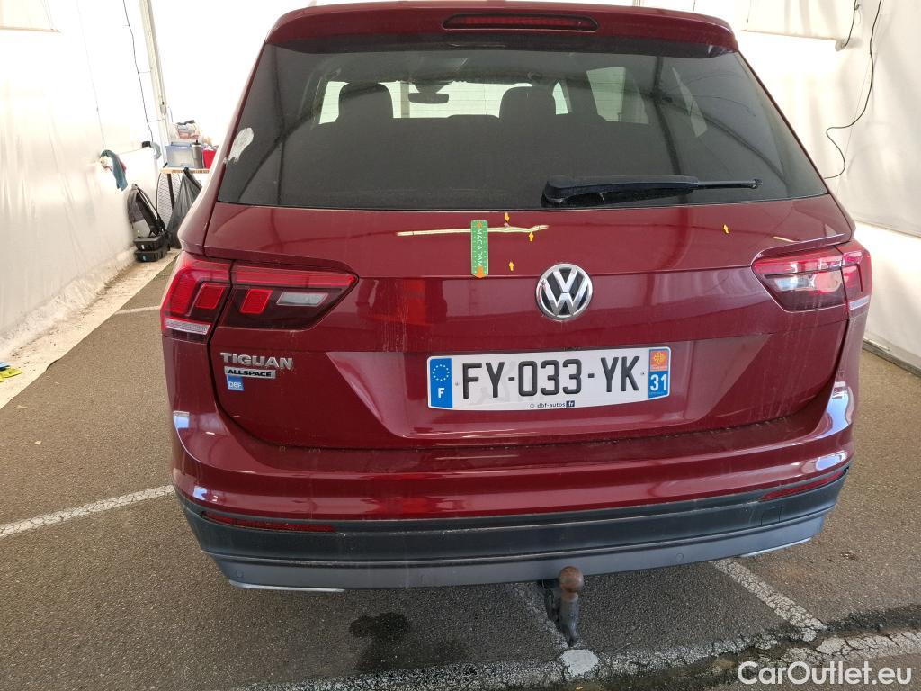  Volkswagen  Tiguan VOLKSWAGEN  Allspace / 2017 / 5P / SUV 2.0 TDI 150 DSG7 Confortline Business #19