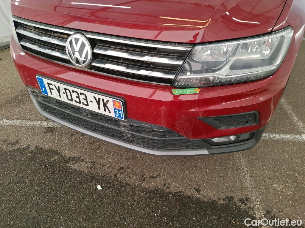  Volkswagen  Tiguan VOLKSWAGEN  Allspace / 2017 / 5P / SUV 2.0 TDI 150 DSG7 Confortline Business #28
