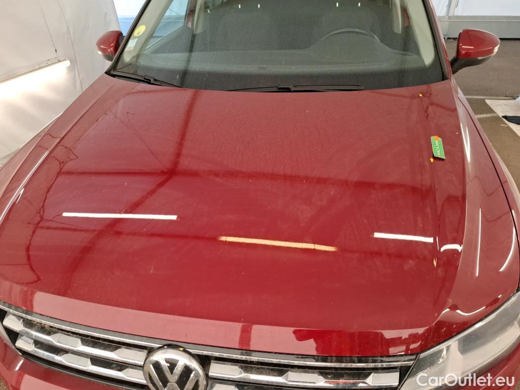  Volkswagen  Tiguan VOLKSWAGEN  Allspace / 2017 / 5P / SUV 2.0 TDI 150 DSG7 Confortline Business #25
