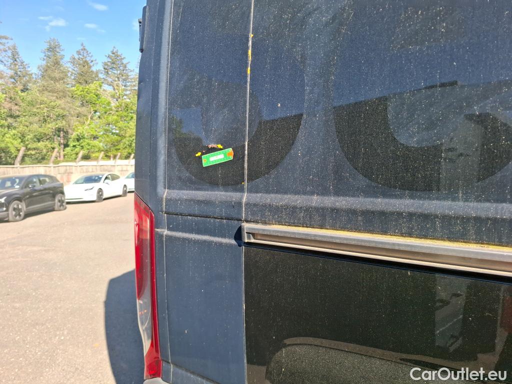 Iveco  Daily IVECO  VU 4p Fourgon 2.3 35S16 V11 H2 3520 #13