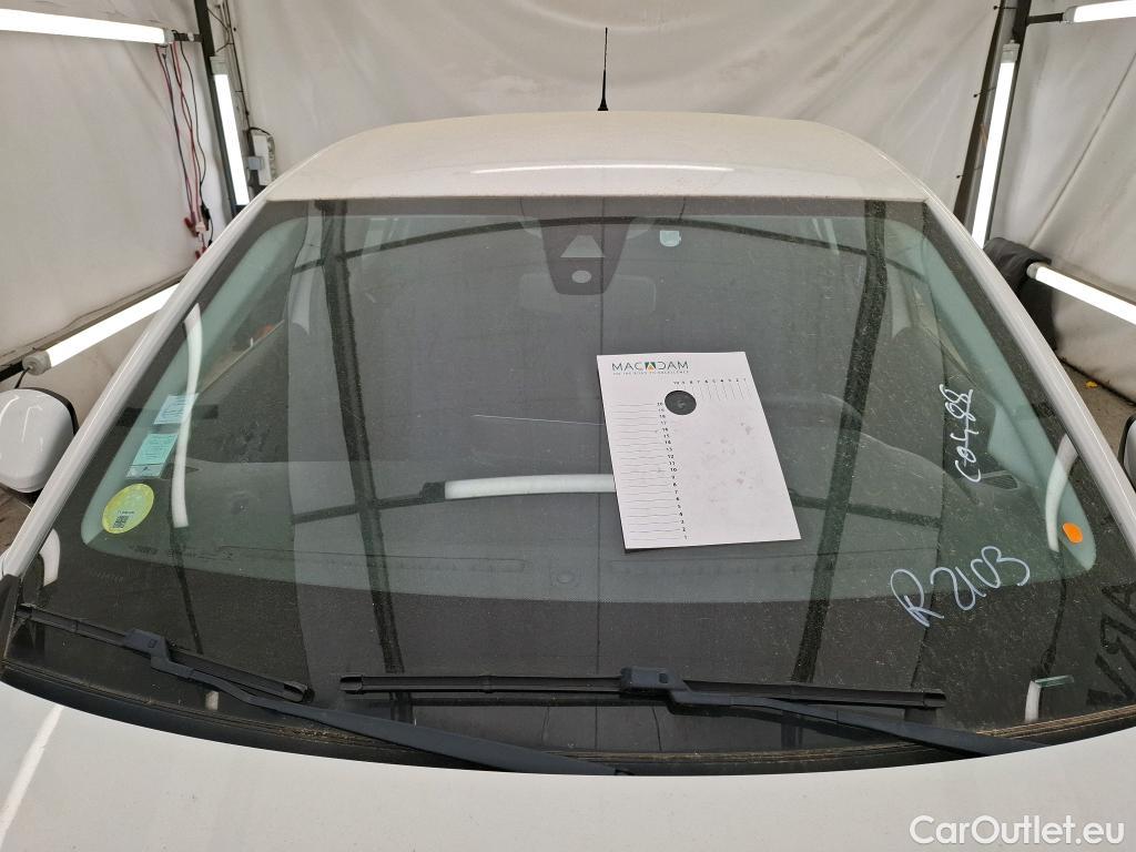  Peugeot  208 PEUGEOT  Affaire / 2019 / 5P / Berline 1.5 BlueHDi 100 S&S Premium Pack #18