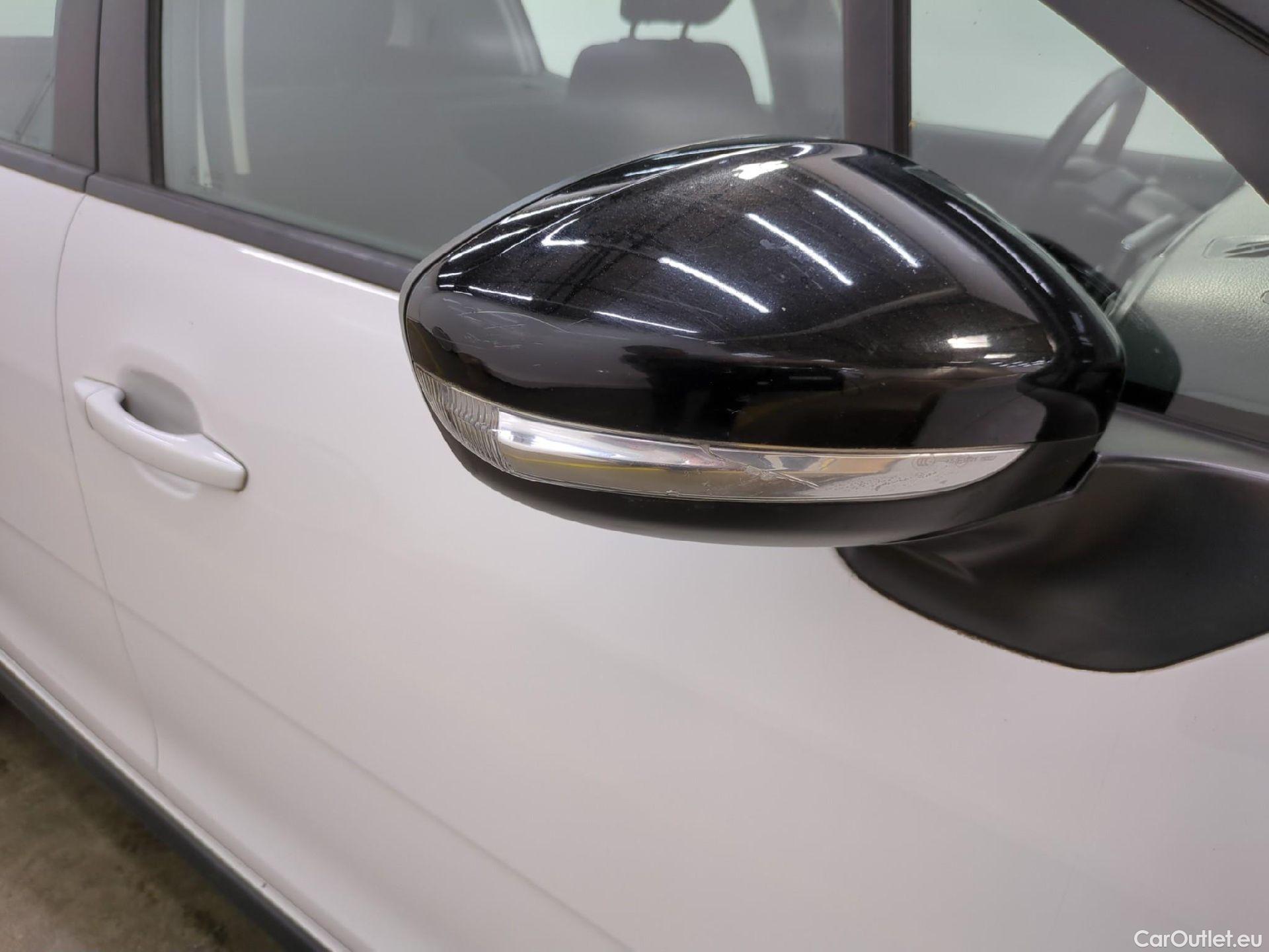  Citroen  C3  Société Feel 1.5 BlueHDI 100CV BVM5 E6dT #1