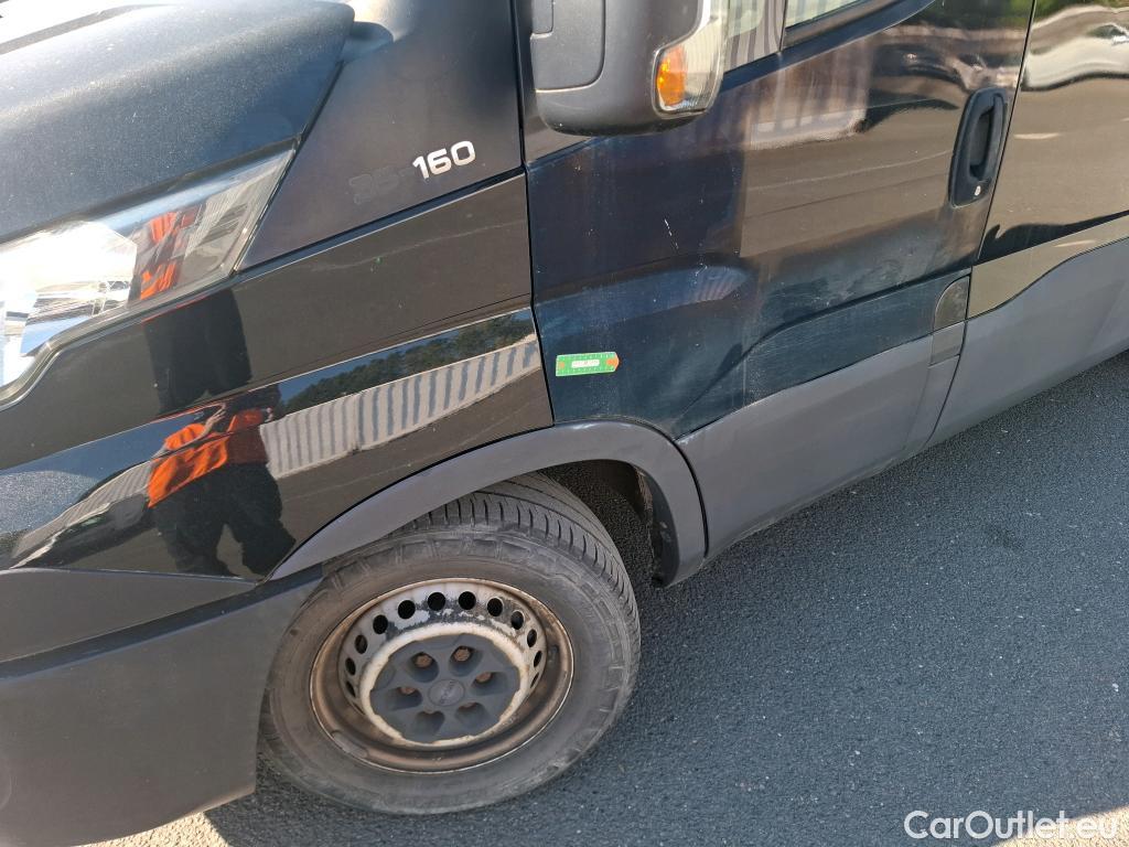  Iveco  Daily IVECO  VU 4p Fourgon 2.3 35S16 V11 H2 3520 #17