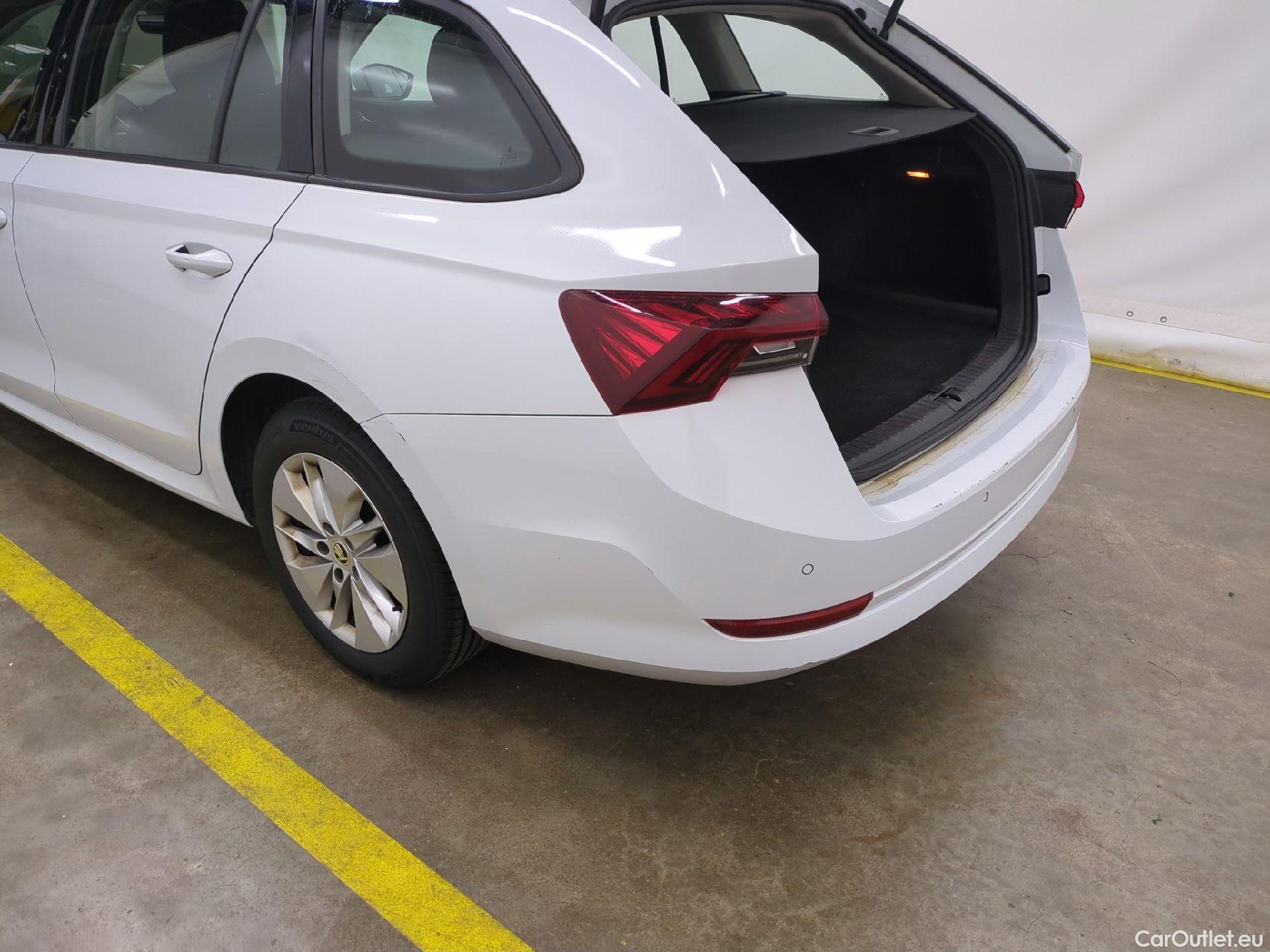  Skoda  Octavia  Break Business 2.0 TDI 150CV BVA7 E6d / TRANSFO VP VF #27